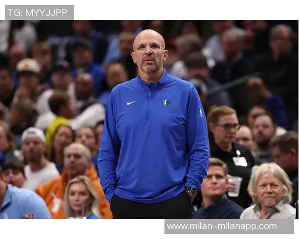 基德谈浓眉训练表现良好精神状态佳明天出战仍需观察